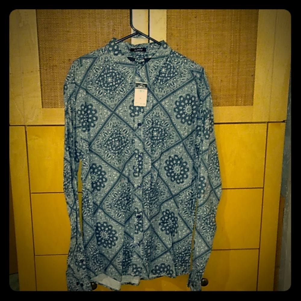 Printed Button Up